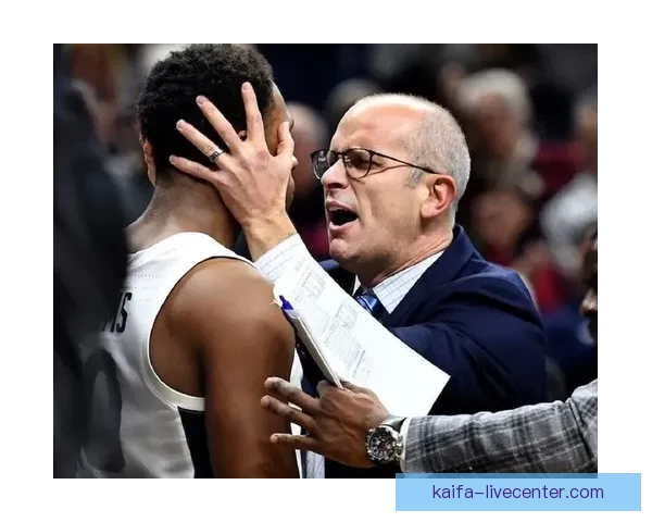 康大力克伊利诺伊大学晋级全美冠军赛 赫尔利执教四年三次冲击冠军